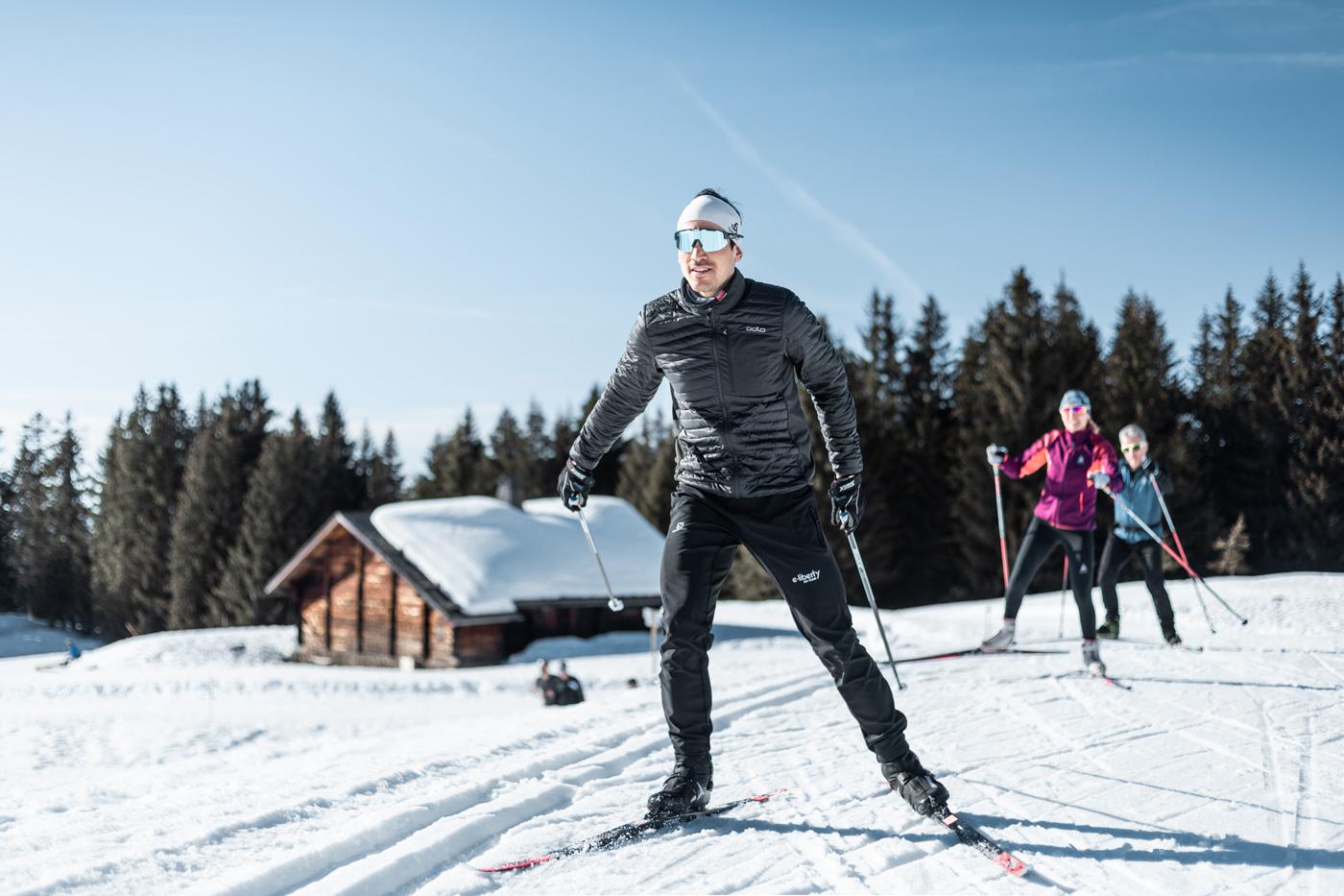 Skieur de fond sur piste